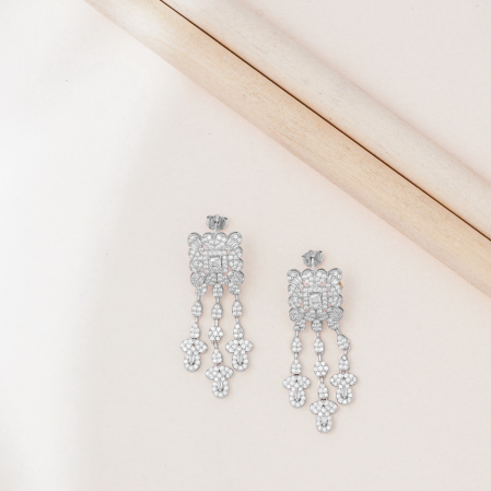Hiraola's Product Image