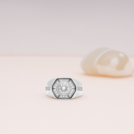 Hiraola's Product Image